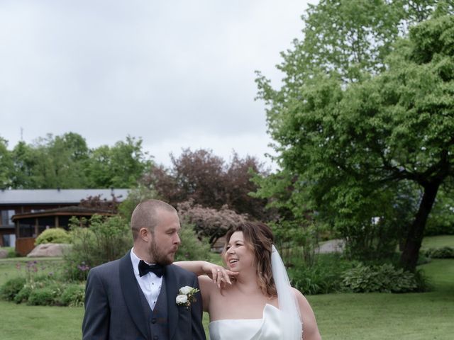 Artur and Ksusha's wedding in Rigaud, Quebec 59