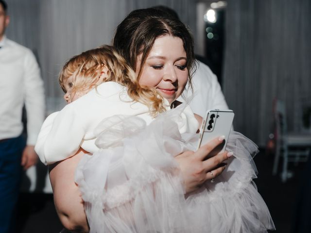 Artur and Ksusha's wedding in Rigaud, Quebec 82