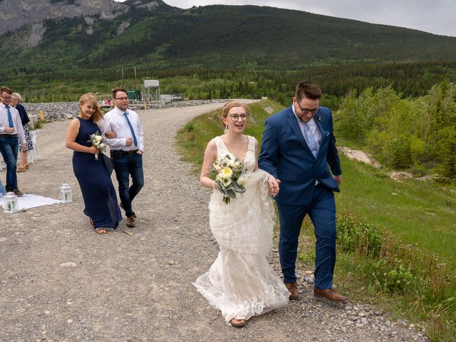 Porter  and Nikolette&apos;s wedding in Kananaskis, Alberta 3