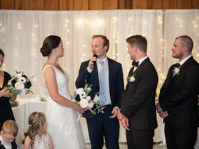 Mitch and Chelsea's wedding in Milton, Ontario 29