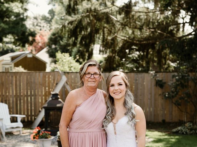 Jamie and Kayleen&apos;s wedding in Niagara on the Lake, Ontario 14