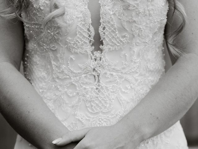 Jamie and Kayleen&apos;s wedding in Niagara on the Lake, Ontario 18