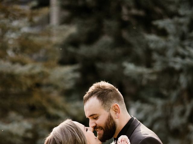 Jamie and Kayleen&apos;s wedding in Niagara on the Lake, Ontario 65