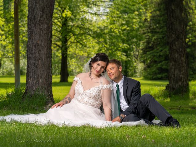 Matt and Jasmine&apos;s wedding in Sudbury, Ontario 31