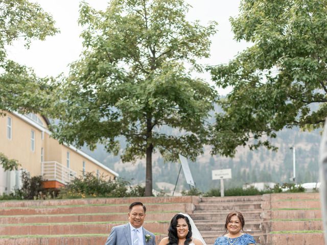 Richard and Regine&apos;s wedding in Oliver, British Columbia 21