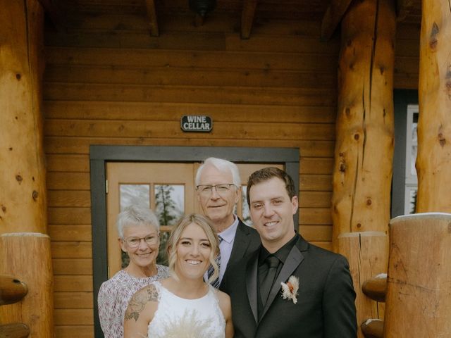 Bryson and Amy&apos;s wedding in Banff, Alberta 53