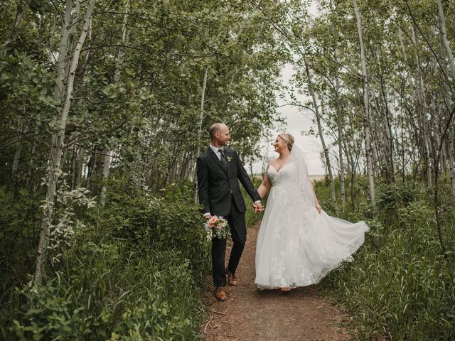 Leslie and Breanne&apos;s wedding in Saskatoon, Saskatchewan 57