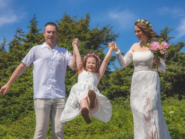 Kayla and Anthony&apos;s wedding in Tofino, British Columbia 20
