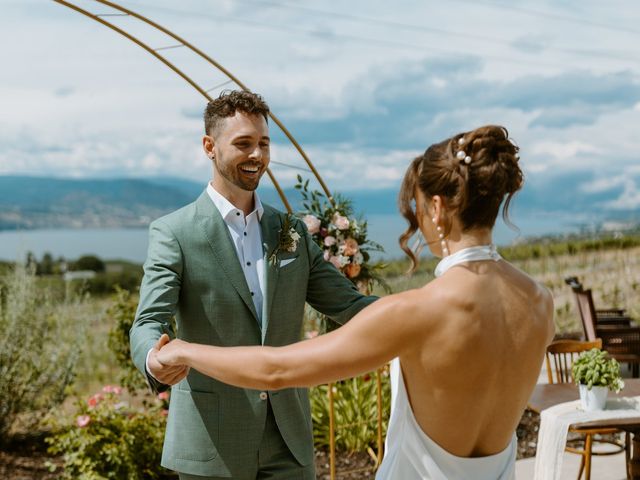 Bradley and Hayley's wedding in Penticton, British Columbia 3