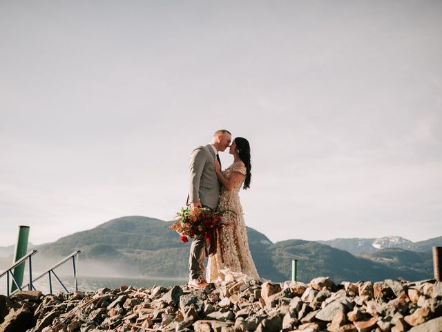 Brett and Stacey&apos;s wedding in Harrison Hot Springs, British Columbia 5