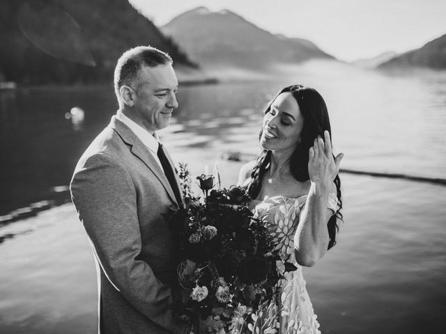 Brett and Stacey&apos;s wedding in Harrison Hot Springs, British Columbia 35