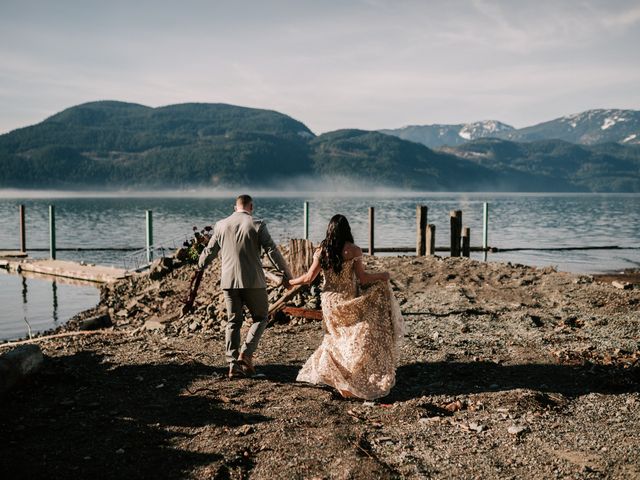 Brett and Stacey&apos;s wedding in Harrison Hot Springs, British Columbia 41