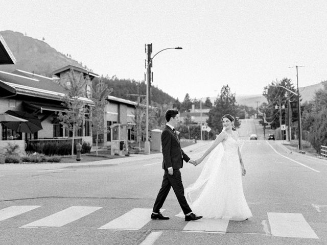 Kyle and Ashley&apos;s wedding in West Kelowna, British Columbia 39