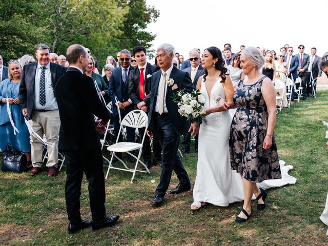 Melanie and Matt&apos;s wedding in Hamilton, Ontario 39