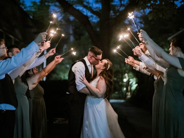 Markus and Taylor&apos;s wedding in Toronto, Ontario 19