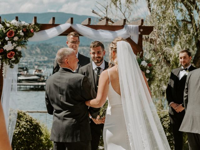 Ashley and Lewis&apos;s wedding in Kelowna, British Columbia 26