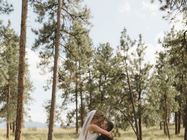 Ashley and Lewis&apos;s wedding in Kelowna, British Columbia 2