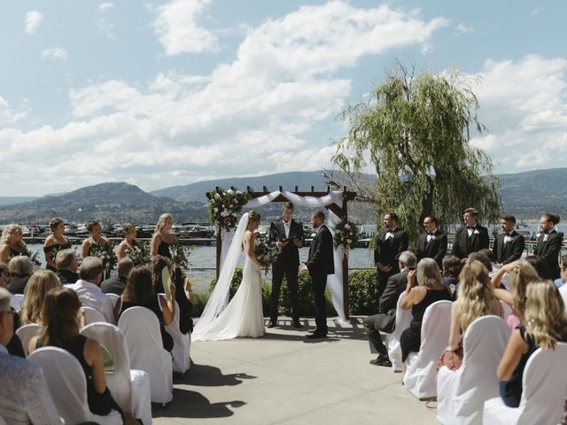 Ashley and Lewis&apos;s wedding in Kelowna, British Columbia 15