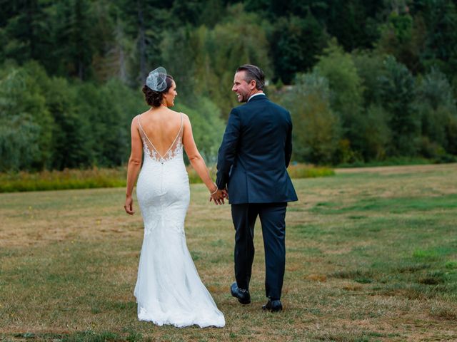 Guy and Melissa&apos;s wedding in Squamish, British Columbia 6