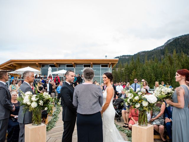 Guy and Melissa&apos;s wedding in Squamish, British Columbia 12