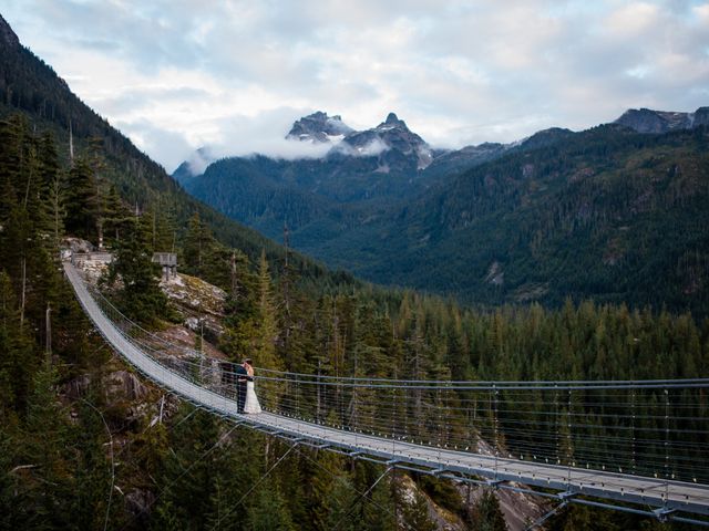 Guy and Melissa&apos;s wedding in Squamish, British Columbia 18