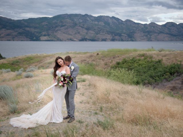 Alex and Katerina&apos;s wedding in West Kelowna, British Columbia 43