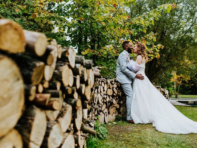 Dannie and Megan&apos;s wedding in Shelburne, Ontario 16