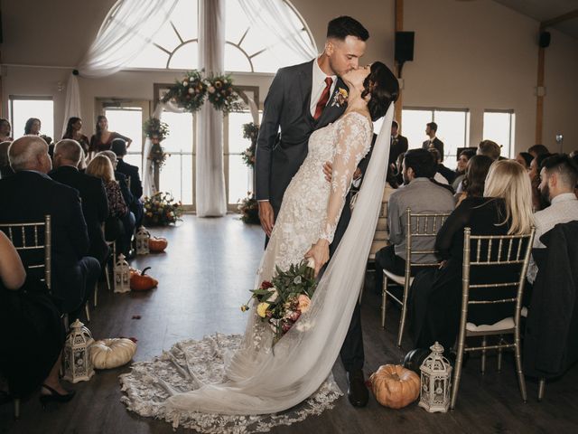 Rodrigo and Julia&apos;s wedding in Hamilton, Ontario 13