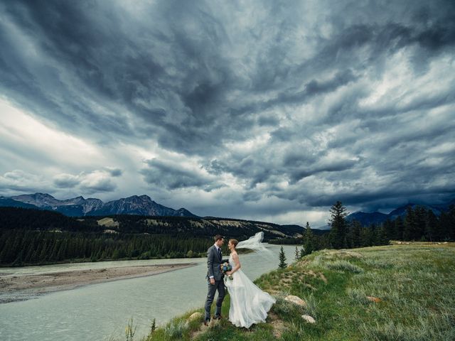 Alex and Janelle&apos;s wedding in Jasper, Alberta 96