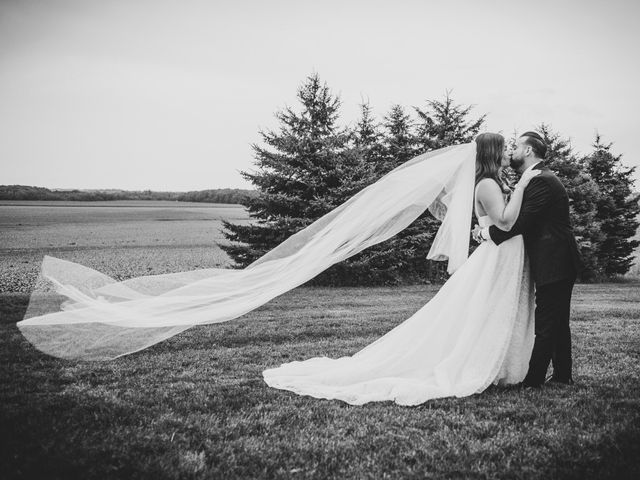Stephen and Taylor&apos;s wedding in Wakefield, Ontario 1