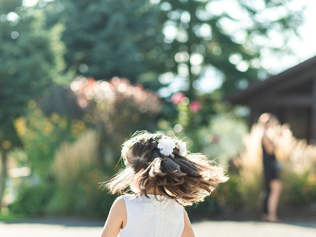Devin and Laura's wedding in Kelowna, British Columbia 27