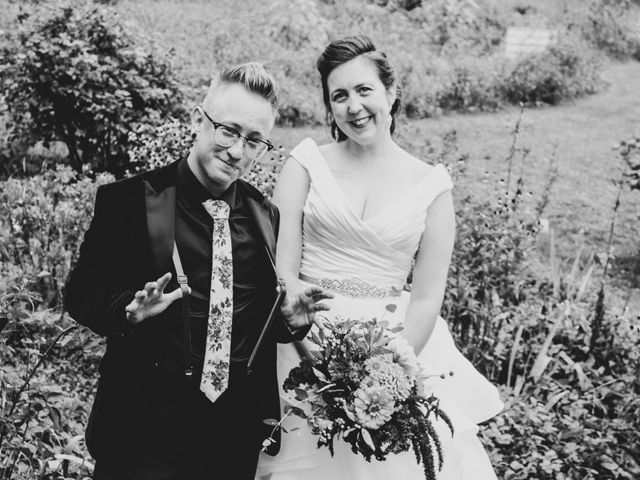 Radford and Christina&apos;s wedding in Kingston, Ontario 52
