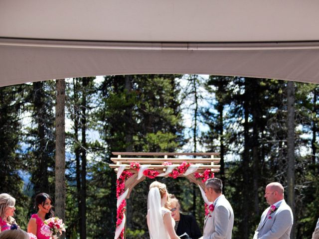 Ryan and Leanne&apos;s wedding in Jasper, Alberta 27