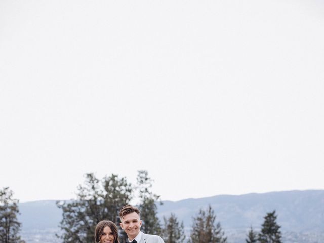 Konstantin and Julia&apos;s wedding in Kelowna, British Columbia 19