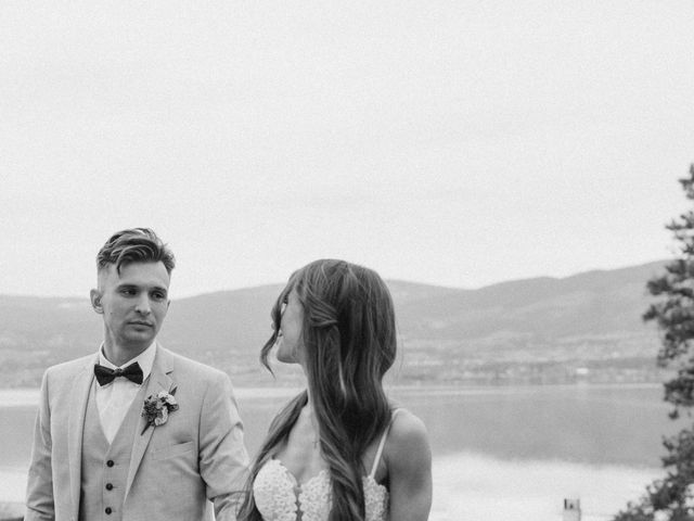 Konstantin and Julia&apos;s wedding in Kelowna, British Columbia 22