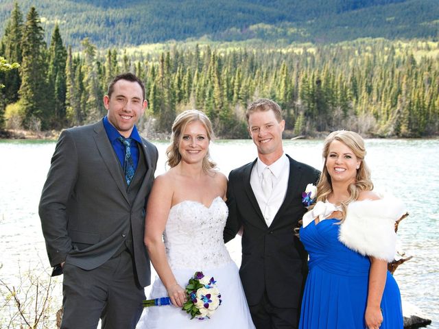 Justin and Sabrina&apos;s wedding in Jasper, Alberta 44