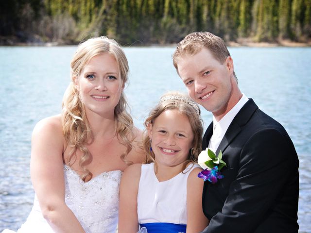 Justin and Sabrina&apos;s wedding in Jasper, Alberta 46