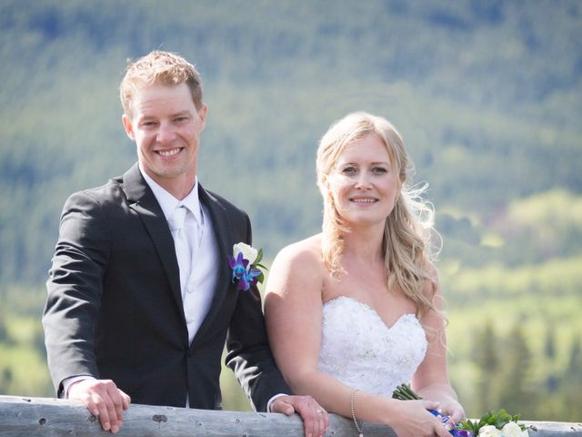 Justin and Sabrina&apos;s wedding in Jasper, Alberta 57