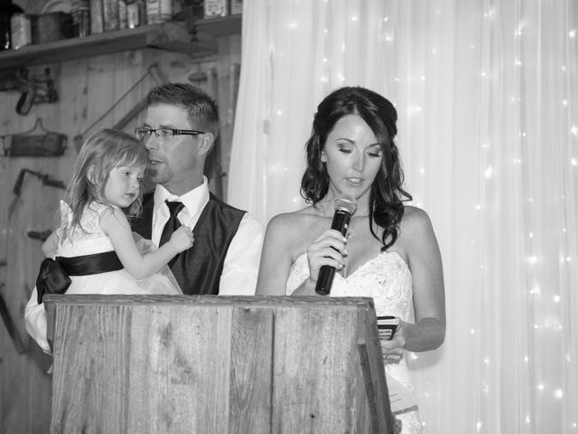 Lee and Tayvia&apos;s wedding in Grosse Isle, Manitoba 28