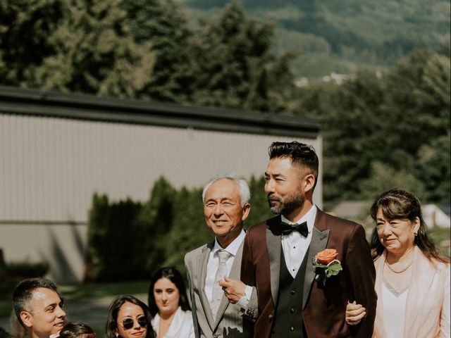 Shogo and Mina&apos;s wedding in Squamish, British Columbia 67