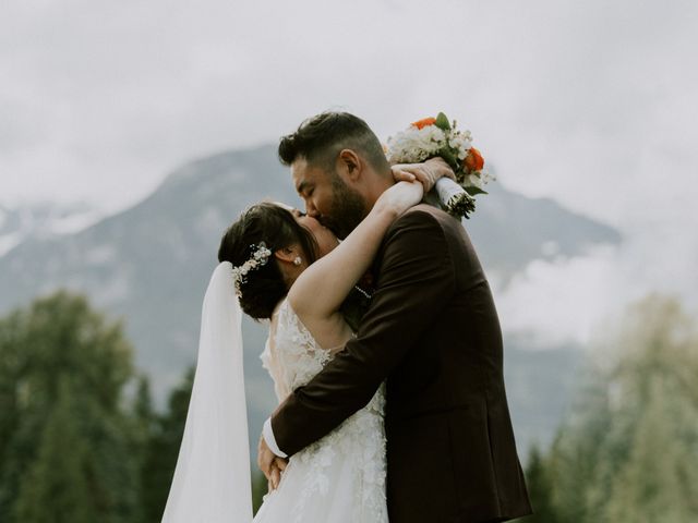 Shogo and Mina&apos;s wedding in Squamish, British Columbia 92