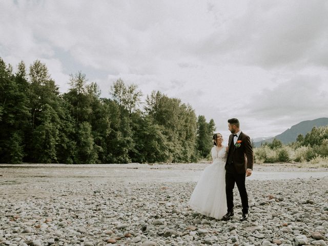 Shogo and Mina&apos;s wedding in Squamish, British Columbia 144