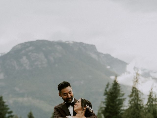 Shogo and Mina&apos;s wedding in Squamish, British Columbia 178