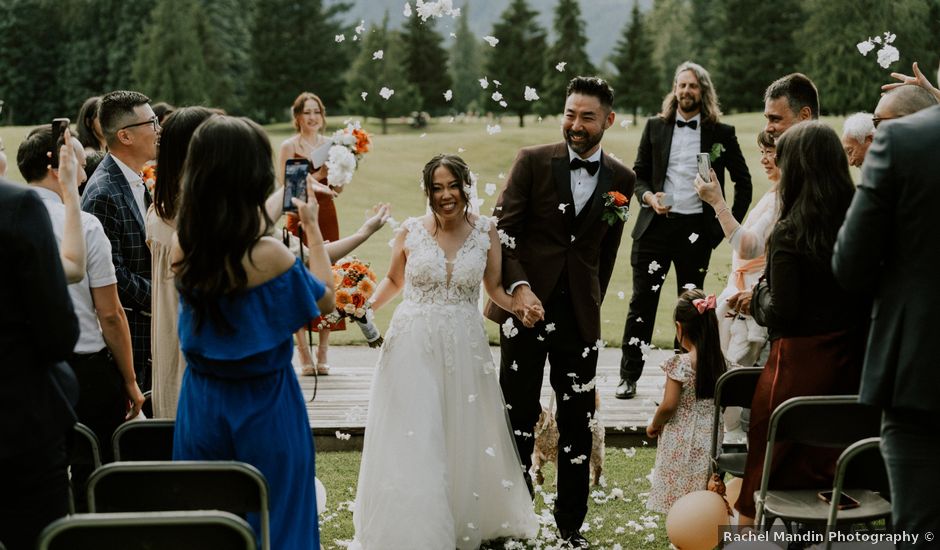 Shogo and Mina's wedding in Squamish, British Columbia