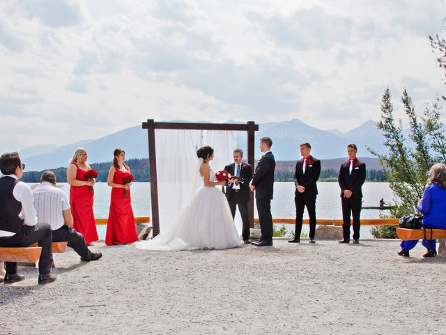 David and Jessica&apos;s wedding in Jasper, Alberta 25