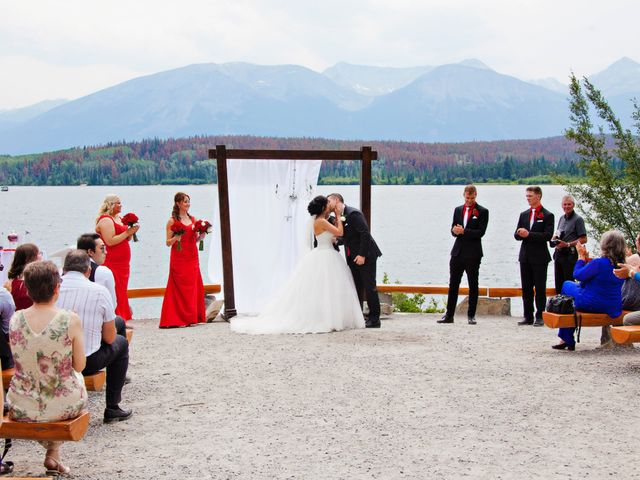 David and Jessica&apos;s wedding in Jasper, Alberta 33