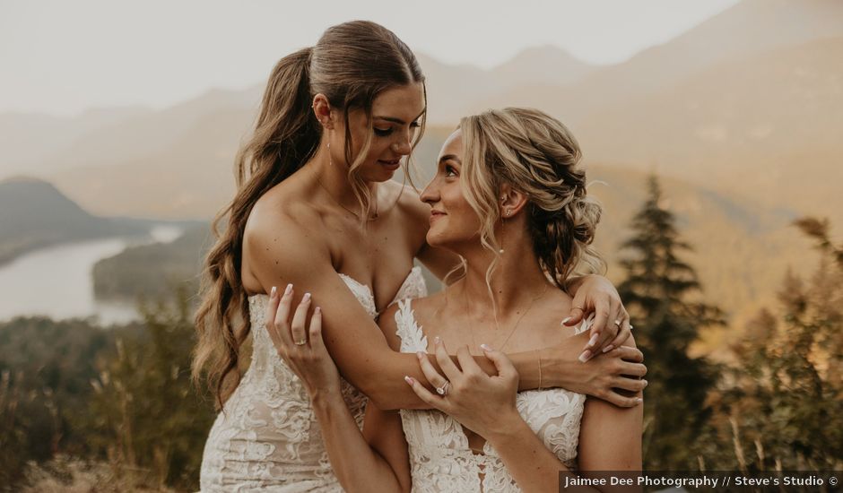 Skylar and Taylor's wedding in Hope, British Columbia