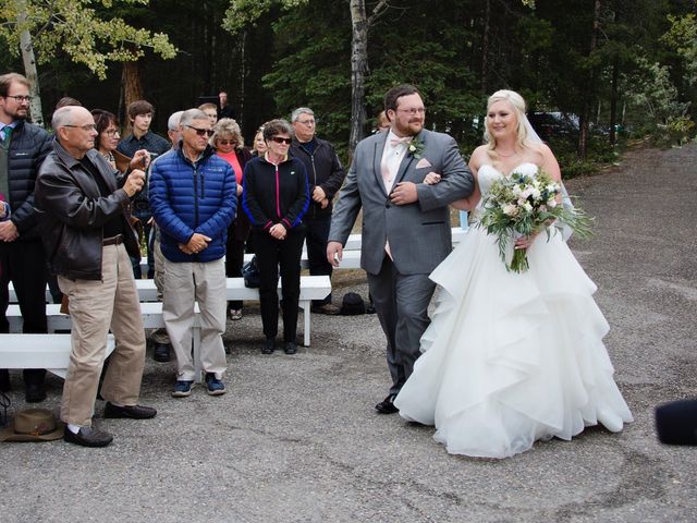 Scott and Meaghan&apos;s wedding in Jasper, Alberta 27