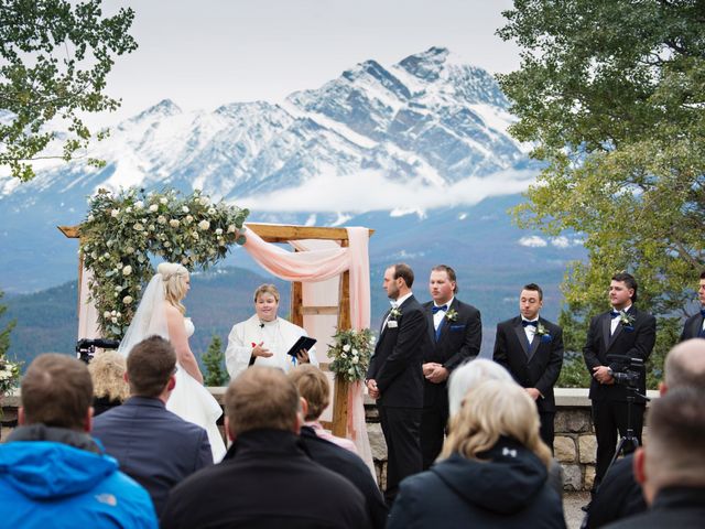 Scott and Meaghan&apos;s wedding in Jasper, Alberta 31