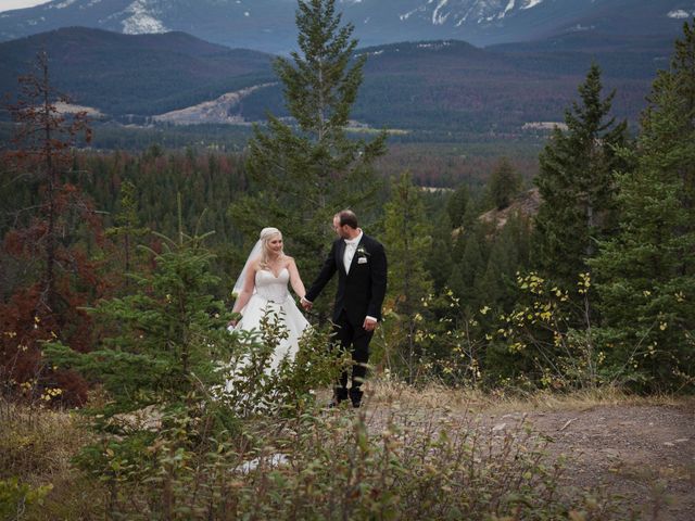 Scott and Meaghan&apos;s wedding in Jasper, Alberta 47
